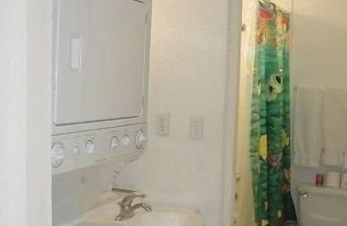 Bolongo Bay Condo | Come Stay in Paradise! Enjoy the Beach,Ocean & Pool just steps from the Condo!