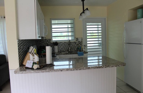 Estate Peters Rest Apartment | Comfort, Cozy & close to everything