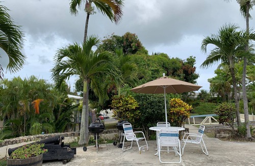 Christiansted Condo | Condo with King Size Bed, near Downtown, with Ocean Views, AC, and Secured.