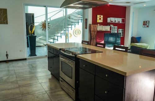 Estate Western Water Island Villa | Contemporary Waterfront Luxury Estate Views,Pool,AC,Gym