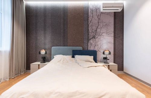 Bouvet Island Hotel | Dec 2 Hotel