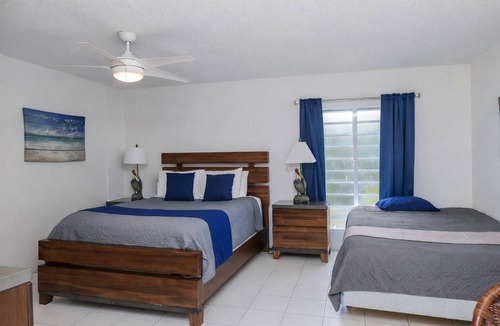 Estate Constitution Hill Hotel | Deluxe Double Queen Room - Ocean Front