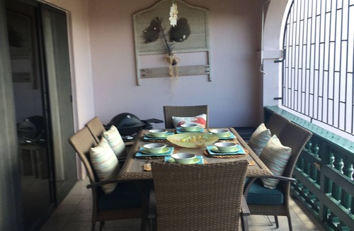Estate Altona Condo | Elegant Harbor View Condo Get-A-Way @ Schooner Bay