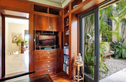 Testman Villa | Enjoy Incredible Views from this Luxurious Villa!