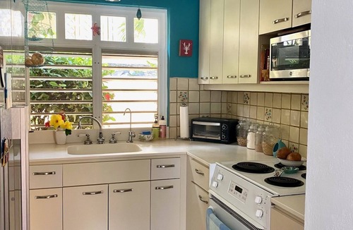 Teagues Bay Villa | Enjoy Ocean Views and the Private Pool at this 2 Bedroom Villa Madeleine Gem