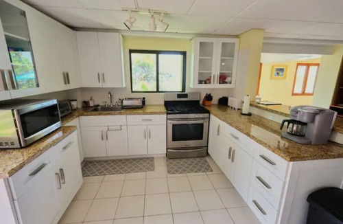 Estate Kings Quarter House | Entire 2-story house with pool and hot tub- 5 minutes from beach
