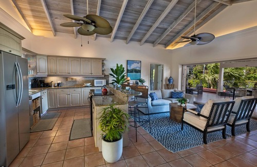 Estate Enighed Villa | Entire Mandavilla (Both)