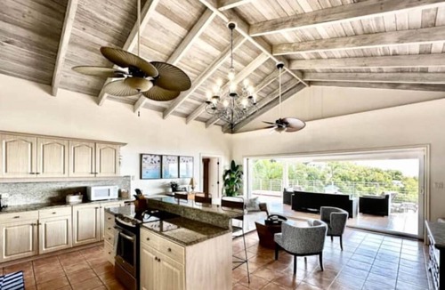 Estate Enighed Villa | Entire Mandavilla (Both)