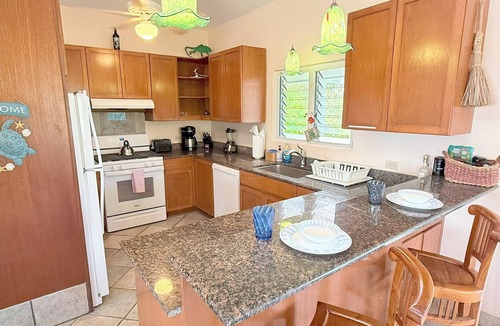Estate Chocolate Hole and Great Cruz Bay Villa | Experience the charm of Le Lapin – a family-friendly retreat featuring stunning dual views, a refreshing pool, and comfortable air conditioning. Perfect for unforgettable moments with loved ones!