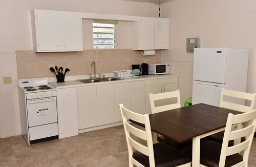 Charlotte Amalie West Apartment | Extra large apartment for family and friends 5 min from the airport.