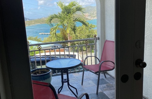 Flag Hill Apartment | Fair Haven 2 Bedroom