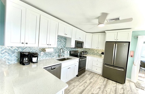 Bolongo Bay Condo | Featured on HGTV! Sea Cliff Villa at Bolongo Bay