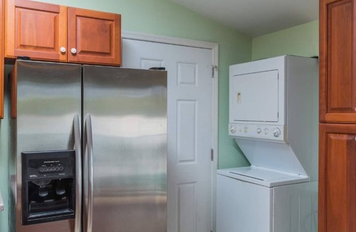 Estate Granard House | Frangipani Suite at Hummingbird Beach Hideaway