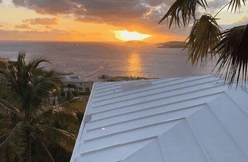 Estate Bakkero Villa | Frenchman's View Villa 3 BD/3.5 BA w/Pool