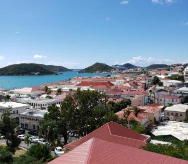 Estate Kings Quarter Bed & Breakfast | Galleon House Hotel