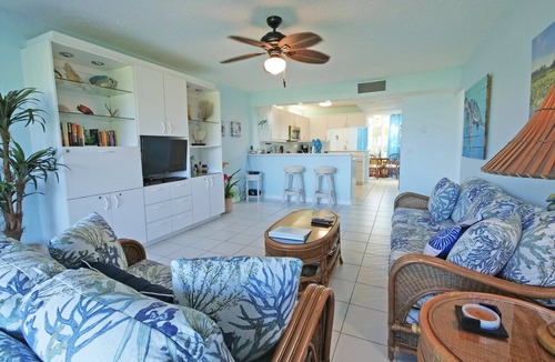 Estate Salt River Condo | Gentle Breezes by the Sea! Located in Gentle Winds Condos! 2 bedroom, 2 Baths!