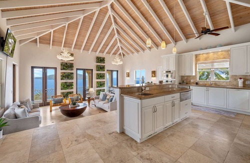 Estate Lovenlund House | Good for Large Grps | Magens Bay | Mahogany Run