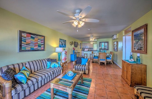 Estate Altona Condo | Gorgeous Condo With Heavenly Harbor And Ocean Views, And Close To Everything!