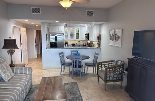 Estate Enighed Condo | Grande Bay Resort- Aahana 1BR Condo