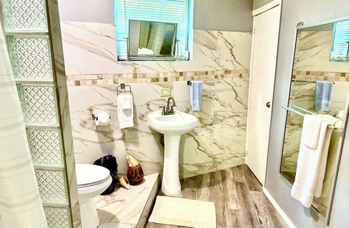 Frydendal Bed & Breakfast | Guest Suite 100 steps from the Ocean Solar powered