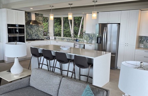 Great Cruz Bay Villa | Hale Lani Villa - breathtaking views Tesla backup power
