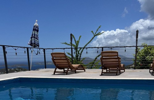Estate Glucksberg and Grunwald House | Incredible pool & ocean views! Jeep rental available