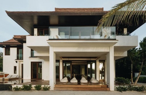 Great Cruz Bay Villa | Indo House St. John : Stunning Modern Indonesian Waterfront Villa