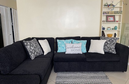 Richmond Condo | Island Life#2 @Bay Garden Live Local. GOOD PRICE!Clean with Ocean views