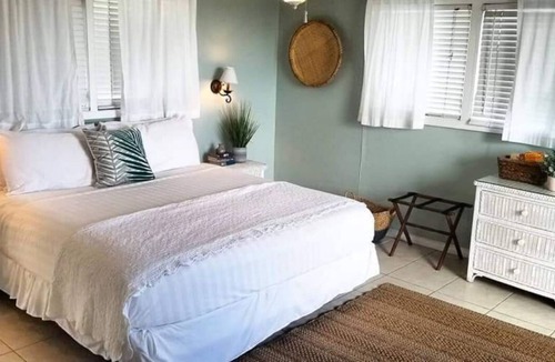 Estate Contant House | Island View Guest House # 12