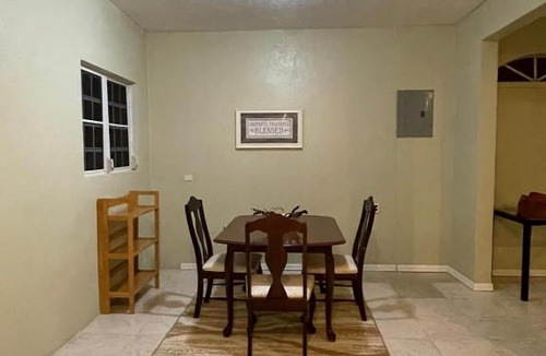 Estate Santa Maria Apartment | Jalen Quiet Place