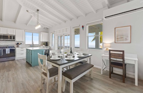 Estate Lindbergh Bay House | Justin's Island Escape-3 Bdrm- Lush Northside