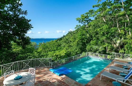 Estate Hawksnest Villa | Kallaloo: Walk to Gibney Beach!