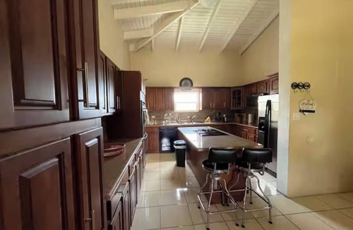 Estate Thomas House | Labor of Love
