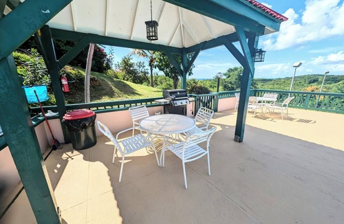 Estate Altona Condo | Lagoon Side Villa