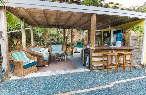 Estate Mandal RV Rental | Lameshur Bay Glamping Site with AC