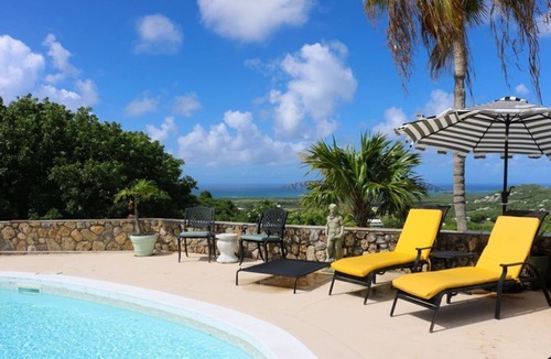 Estate Hermon Hill Apartment | Lavendar Palms - Cozy 1-BR studio near Christiansted w/AC, views of N & S shores