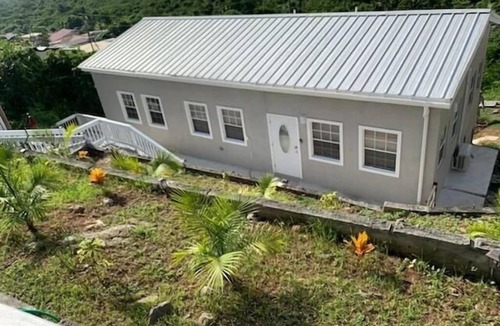 Rosendal House | Leona's Hidden Adventure 3 Bedroom Home by Redawning