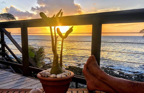 Estate La Vallee Condo | LunaSea at Seaclusion - Gorgeous Oceanfront