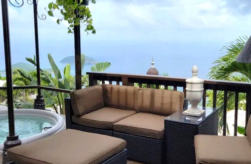 Estate Solberg Villa | Luxury 2 Bedroom Ensuite Villa with Daily Maid, Rooftop Patio, and 360 Island Views