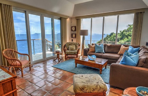 Estate Peterborg Villa | Luxury 5 Bedroom Ensuite Ocean Front Villa with Pool, Hot Tub & Stunning Views