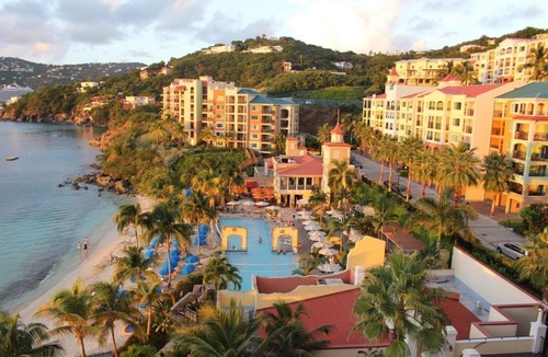 Estate Bakkero Villa | Luxury villa in quaint Caribbean cove