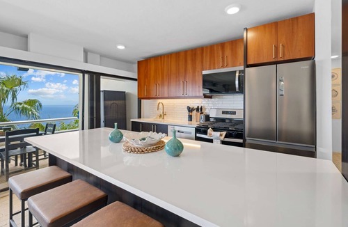Estate Lovenlund Condo | Magens Bay | Views From Every Room | Modern Vibes