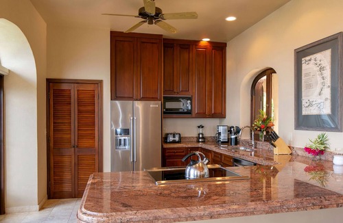 Estate Hammer Farm Villa | Mango Bay: Amazing North Shore Views!