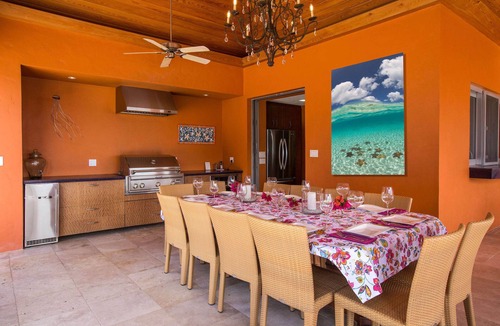 Rendezvous & Ditleff Villa | Mare Blu Villa | Ocean Views & Pool | by BookVI