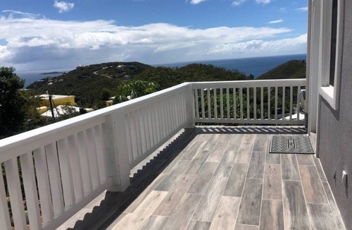 Estate Frenchman Bay Apartment | Modern and spacious 2/2 apartment with AC ,Pool and back up generator,St Thomas