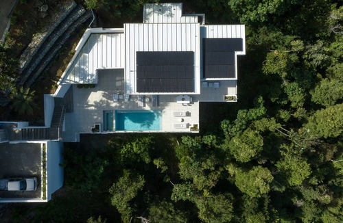 Estate Emmaus Villa | Modern eco-luxury villa with epic views