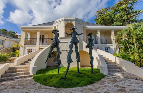 Estate East Street Condo | Moko Jumbie House - "Historic Suite" nA Modern 1-Bedroom Oasis.