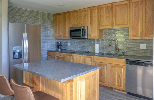 Estate Peters Farm Condo | Mountain Vista