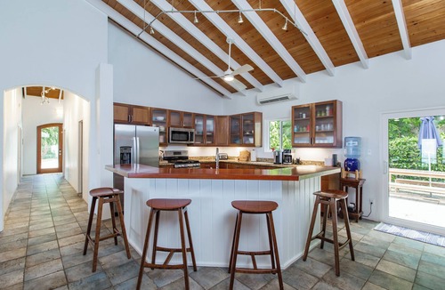 Orange Grove House | NEW LISTING!Fall special Stunning 4BRM Villa w Pool. Buck Island view near Town