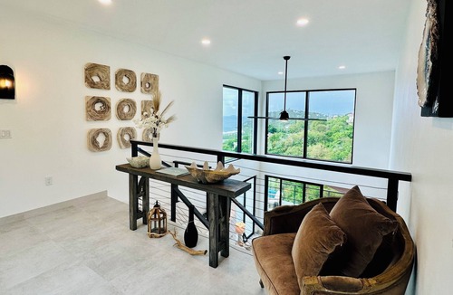 Estate Chocolate Hole and Great Cruz Bay House | NEWEST House on St John! Gorgeous! Secluded Pool, 6 min from ferry, Sleeps 12